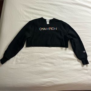 Cropped Champion Crew Neck